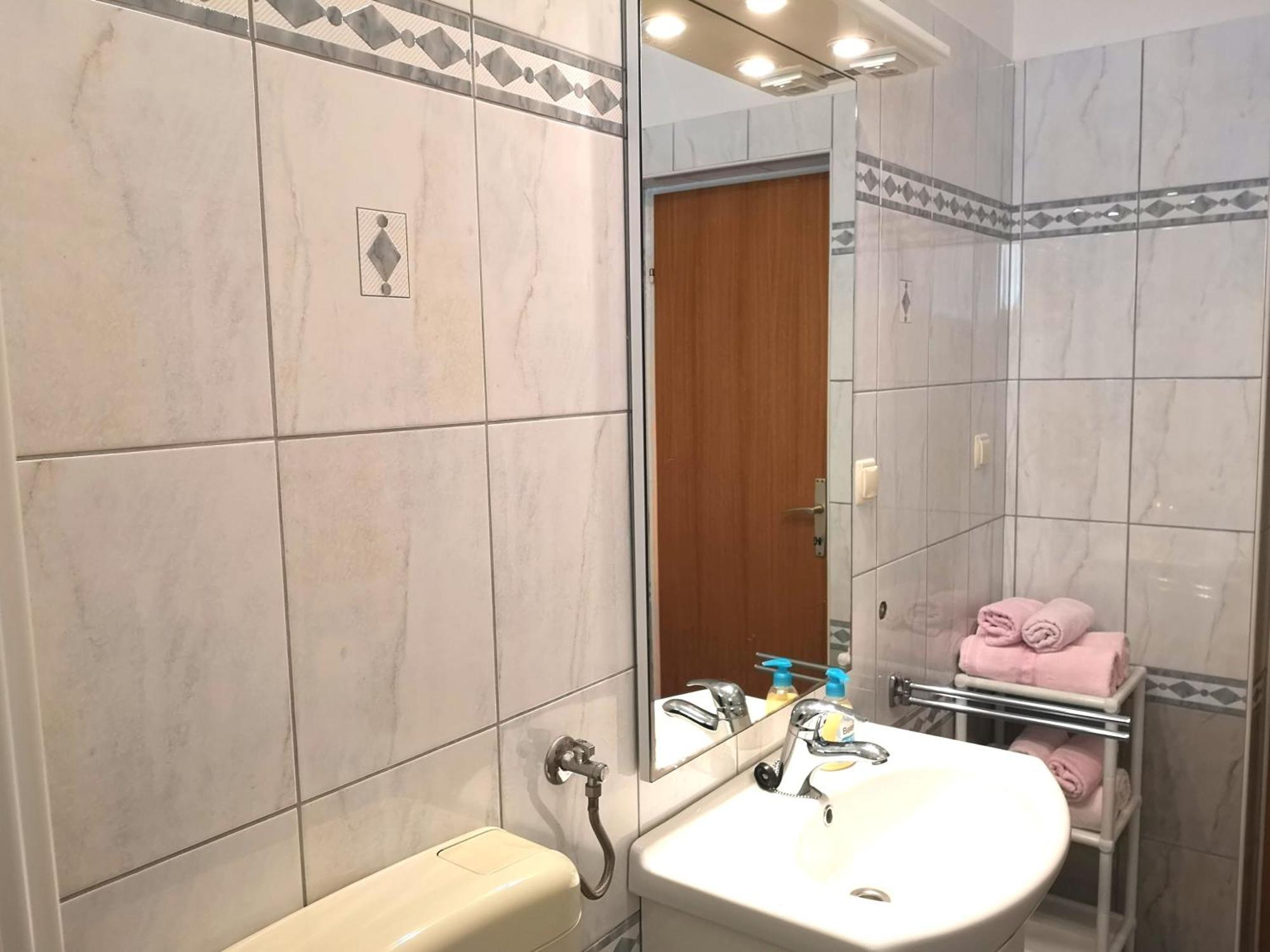 Apartments With A Swimming Pool Banjol, Rab - 11382 Room photo