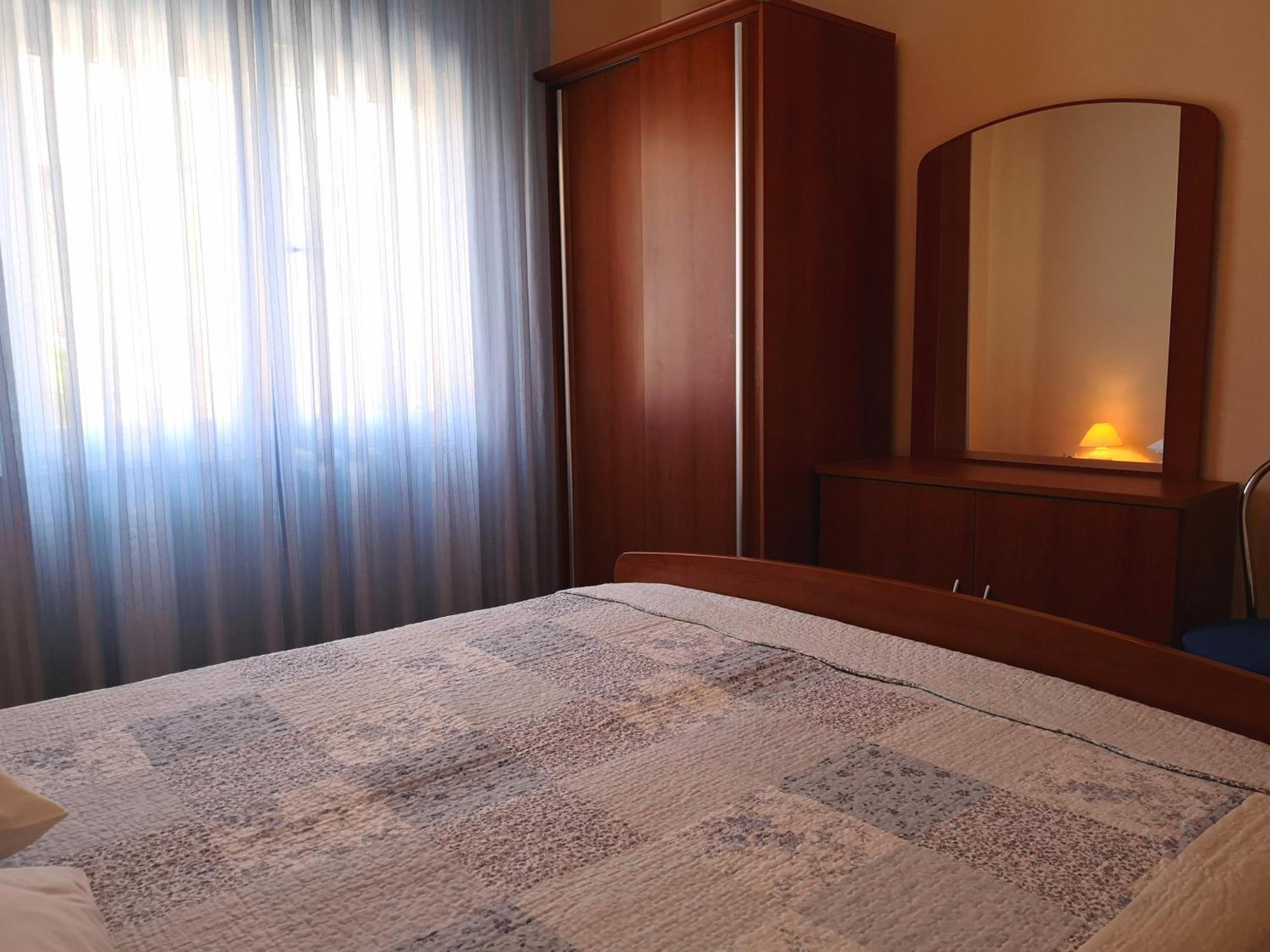Apartments With A Swimming Pool Banjol, Rab - 11382 Room photo